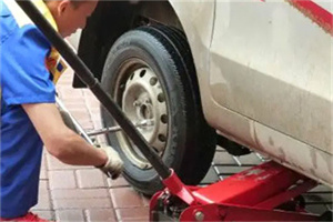 桃山区附近拖车24小时服务热线电话